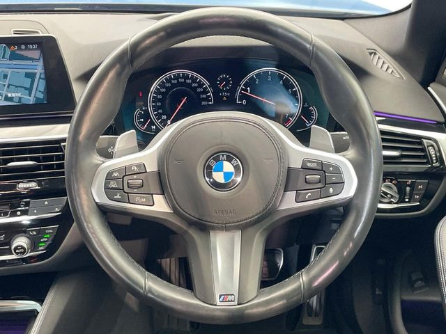 ���n���h�����̃X�������Ȃ��A���ꂢ�ȏ�Ԃ��ێ����Ă���܂��B�e�X�C�b�`���̓�����m�F�ς݂ł��B