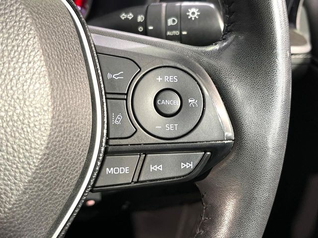 【レーダークルーズコントロール】高速道路での長距離走行が楽に!!自動で速度を保つクルーズコントロールが、衝突軽減システムと連携し、前方の車両を感知して車間を保つように速度調節してくれます!!