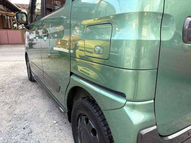 �f�ڎʐ^�ȊO�̎ʐ^���������܂�!���ڂ������ʐ^�������ɎB�蒼�����Ƃ��\�ł��̂ŁA���C�y�ɂ��\���t��������!