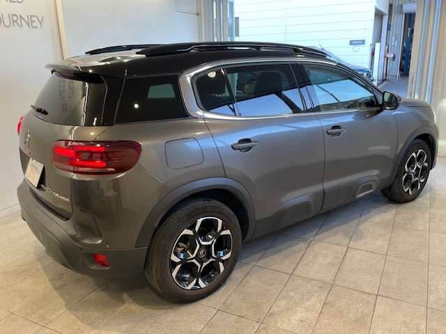 C5エアクロスSUVシャイン パック ブルーHDi ディーゼル