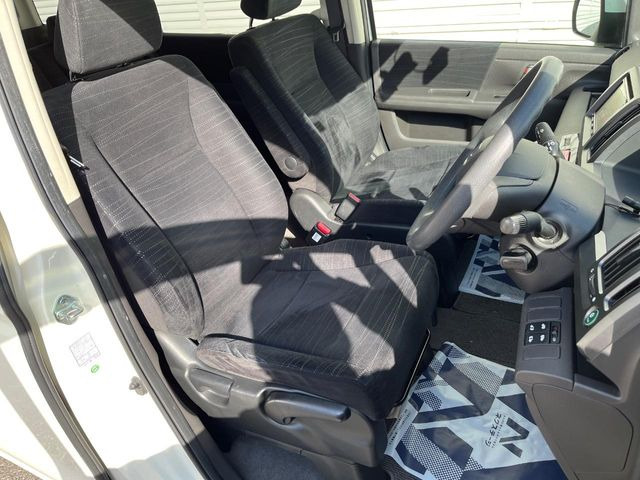 �^�]�ȃV�[�g���͎g�p�������Ȃ��A�ǍD�ȏ�ԂƂȂ��Ă��܂��B�O�I�[�i�[�l�����J�Ɏg���Ă������Ƃ��悭�킩��܂��ˁB