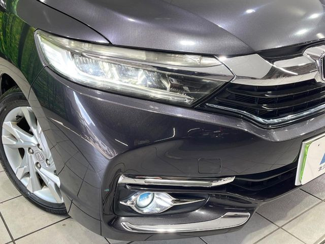 �yLED�w�b�h���C�g�z���V����ԑ��s�����ǍD�Ȏ��E���m�ۂ����S���ĉ^�]�ł��鍂�P�xLED�w�b�h���C�g�𑕔�!�_�����x�������A����d�͂��}�����Ă��܂��B