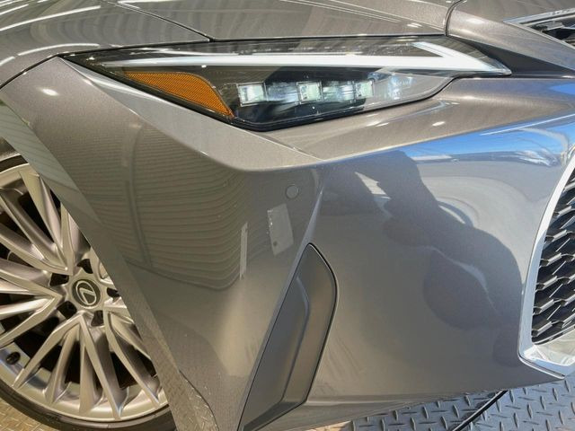 �y�O��LED�w�b�h���C�g�z�X�^�C���b�V���Ȍ����ڂ̎O��LED�w�b�h���C�g�𑕔���X�^�C�������łȂ��A��Ԃ̑��s�����E�ǍD�ň��S���Ă���肢�������܂��B