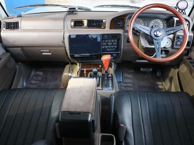 ランドクルーザー804.2 VXリミテッド ディーゼル 4WD