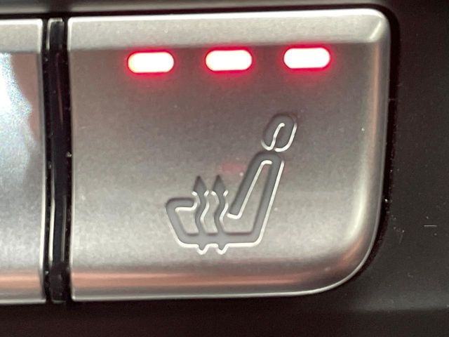 ���t�����g�V�[�g�q�[�e�B���O:�^�]�ȁE����ȋ��ɎO�i�K�Œ��߂��\�ȃV�[�g�q�[�^�[�𑕔����Ă���܂��B�G�߂��킸���K�ɂ��g�p���������܂��B