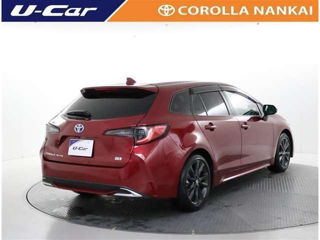 カローラツーリング1.8 ハイブリッド W×B