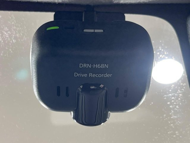 �y�h���C�u���R�[�_�[�z�h���C�u���R�[�_�[����!���s���͂������A������^�]�⎖�̂ɑ��������ہA�f���ŋL�^���A����̃��X�N�ɔ����܂��B���L�^�pSD�J�[�h�͂��q�l�����g�ł��������������K�v������܂��B