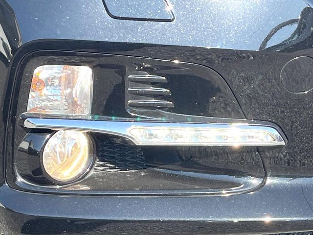 �yLED�A�N�Z�T���[���C�i�[�z