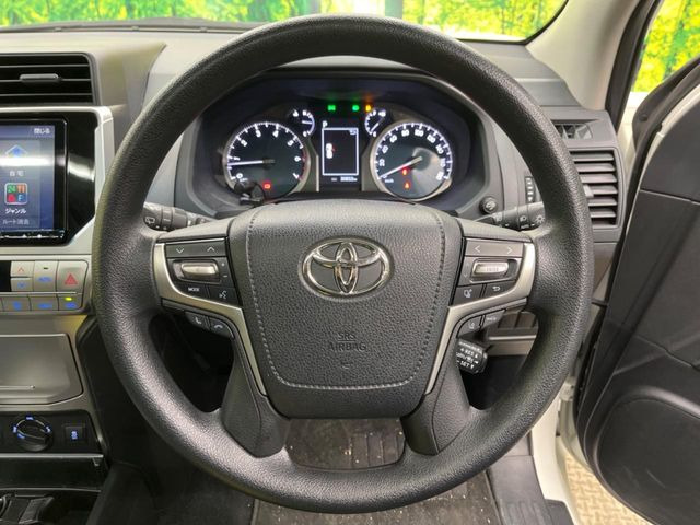 �y�g���^�Z�[�t�e�B�Z���X�z���s���ɑO���̎ԗ�����F�����A�Փ˂������Ȏ��͌x��ƃu���[�L�ŏՓˉ���Ɣ�Q�y�����A�V�X�g�B�����S�Ƀh���C�u�����y���݂��������܂��B