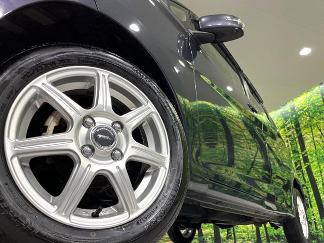 �y14�C���`�A���~�z�C�[���z�O�ςɃ}�b�`�����A���~�z�C�[���𑕒����Ă���܂��B�e��A���~�z�C�[����A�X�^�b�h���X�^�C�����戵�����Ă���܂��B���񂲑��k����������