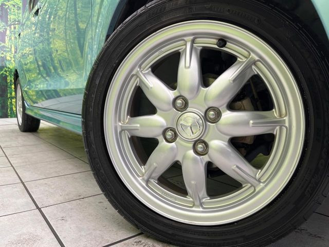 �y����15�C���`�A���~�z�C�[���z�O�ςɃ}�b�`���������A���~�z�C�[���𑕒����Ă���܂��B�e��ЊO�A���~�z�C�[����A�X�^�b�h���X�^�C�����戵�����Ă���܂��B���񂲑��k����������