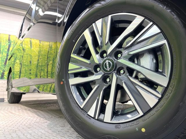�y����16�C���`�A���~�z�C�[���z�O�ςɃ}�b�`���������A���~�z�C�[���𑕒����Ă���܂��B�e��ЊO�A���~�z�C�[����A�X�^�b�h���X�^�C�����戵�����Ă���܂��B���񂲑��k����������
