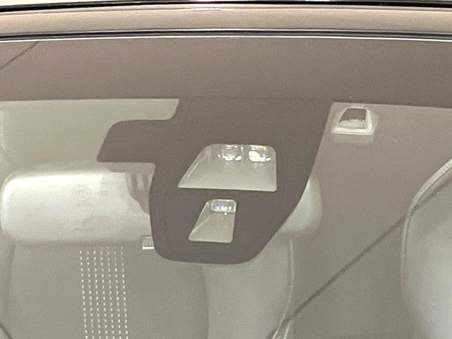 �y�V�e�B�u���[�L�A�N�e�B�u�V�X�e���z�ᑬ���s���ɑO���̎ԗ�����F�����A�Փ˂������Ȏ��͌x��ƃu���[�L�ŏՓˉ���Ɣ�Q�y�����A�V�X�g�B�����S�Ƀh���C�u�����y���݂��������܂��B