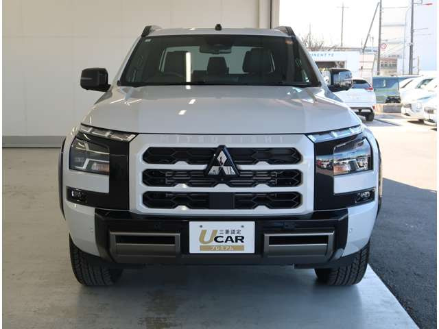 トライトン2.4 GSR ディーゼル 4WD