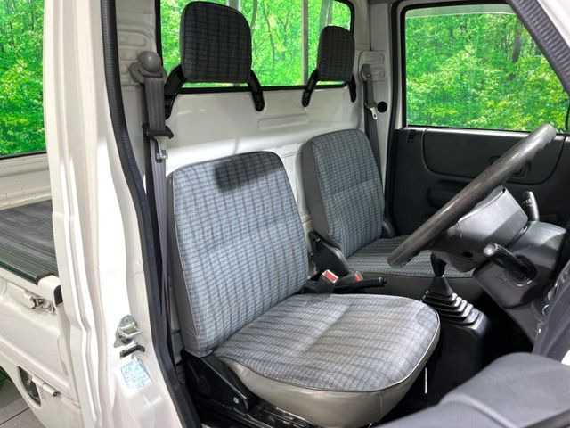 �^�]�ȃV�[�g���͎g�p�������Ȃ��A�ǍD�ȏ�ԂƂȂ��Ă��܂��B���J�Ɏg���Ă������Ƃ��悭�킩��܂��ˁB