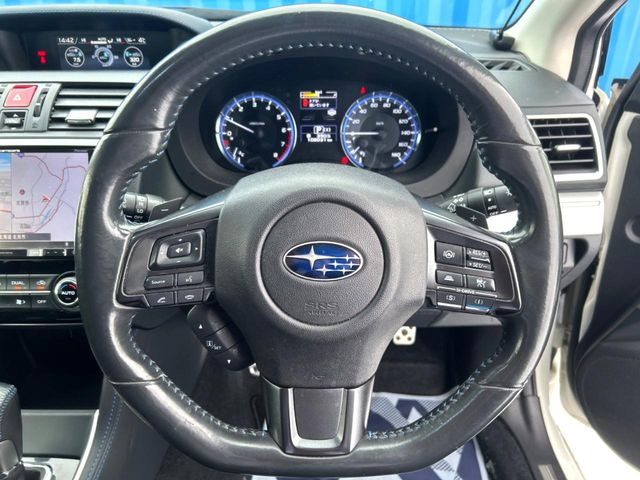 �y�X�e�A�����O�X�C�b�`�z�^�]���A�O������ڐ������炷���ƂȂ��A�I�[�f�B�I���̑��삪�\�ȕ֗��@�\!���S&���K�ȃh���C�u�����o���Ă���܂���