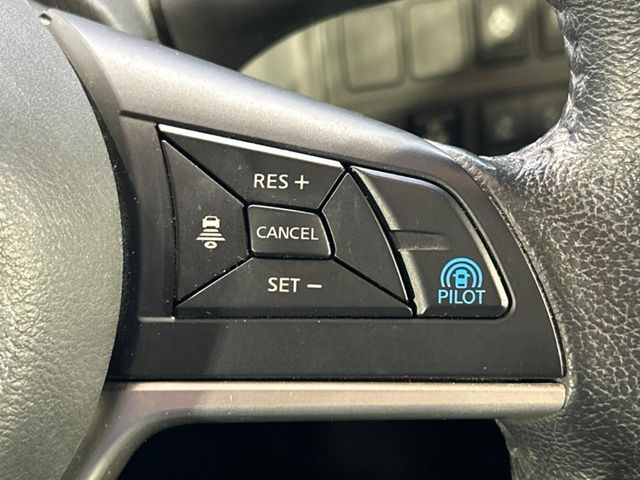 �y�v���p�C���b�g�z�������H�ł̒��������s���y��!!�a�؎��Ə��񑖍s�̃V�[���ŁA�A�N�Z���E�u���[�L�E�X�e�A�����O�������Ő��䂵�A�������^�]�̕��S���y�����Ă���܂���