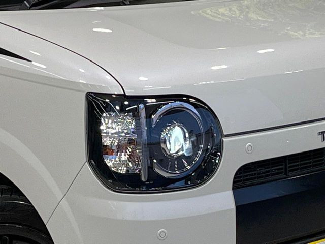 �yLED�w�b�h���C�g�z���V����ԑ��s�����ǍD�Ȏ��E���m�ۂ����S���ĉ^�]�ł��鍂�P�xLED�w�b�h���C�g�𑕔�!�_�����x�������A����d�͂��}�����Ă��܂��B