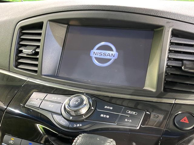 �y�����i�r�z�l�C�̏����i�r�𑕔����Ă���܂��B�i�r�̎g���₷���͂������A�I�[�f�B�I�@�\���[��!�L�����v�◷�s�͂������A�ʋ΂┃�����ȂǕ��i�̃h���C�u���y�����Ȃ�͂���