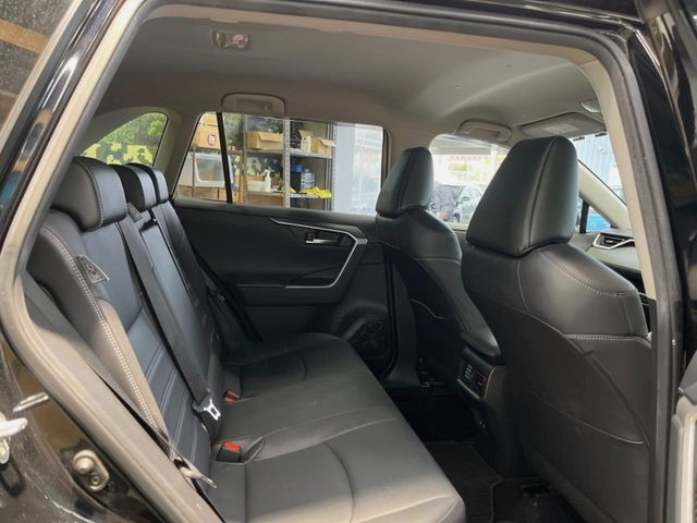 �L�X�Ƃ���2��ڃV�[�g�͋��Z���������A���S�n�����K!�F�B��Ƒ��Ƃ̂��o�����ɂ҂�����ł��B�x�r�[�V�[�g��`���C���h�V�[�g�g�p�������K�ɂ��߂�������������\���ȋ�Ԃ��m�ۂ��Ă��܂��B