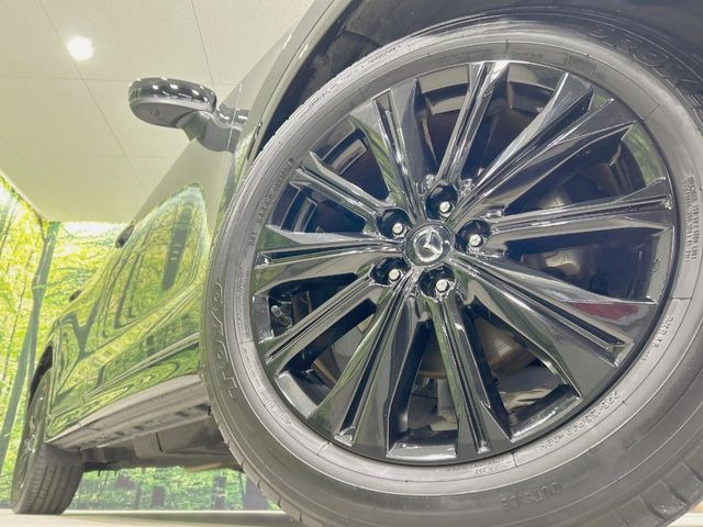 �y�O���[�h��p����19�C���`�A���~�z�C�[���z�f�U�C�����̍��������A���~�z�C�[���𑕒����Ă���܂��B�e��ЊO�A���~�z�C�[����A�X�^�b�h���X�^�C�����戵�����Ă���܂��B���񂲑��k����������