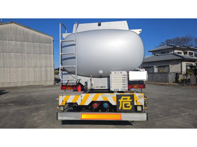 プロフィアタンクローリー