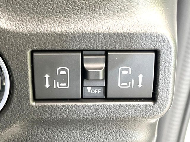 �y�����p���[�X���C�h�h�A�z�X�}�[�g�L�[��^�]�Ȃ̃X�C�b�`�Ō�ȗ����X���C�h�h�A�̊J���\���d��������͂����ăh�A���J����K�v�������A�����Ȃ��q�l�ł��ȒP�ɊJ���߂ł����K�ł���