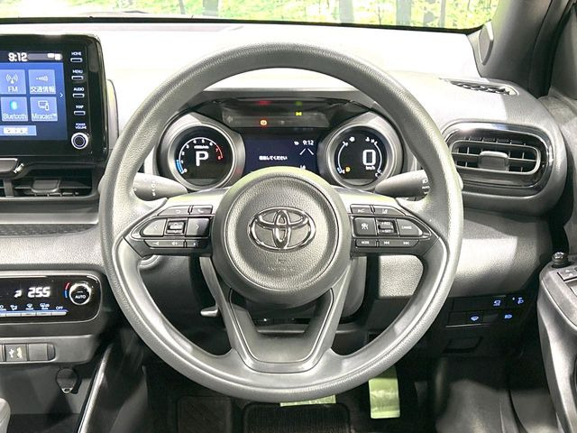 �y�X�e�A�����O�X�C�b�`�z�^�]���A�O������ڐ������炷���ƂȂ��A�I�[�f�B�I���̑��삪�\�ȕ֗��@�\!���S&���K�ȃh���C�u�����o���Ă���܂���w�b�h���C�g��e�[�������v&�A���~�z�C�[�����̊e��R�[�e�B���O