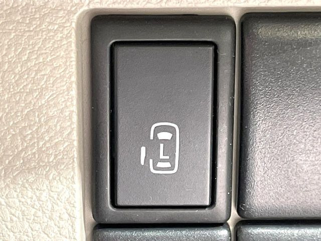 �y�p���[�X���C�h�h�A�z�X�}�[�g�L�[��^�]�Ȃ̃X�C�b�`�ŃX���C�h�h�A�̊J���\���d��������͂����ăh�A���J����K�v�������A���������q�l�ł��A�d���ו��������Ă��鎞�����N�ɊJ���߂ł��܂���