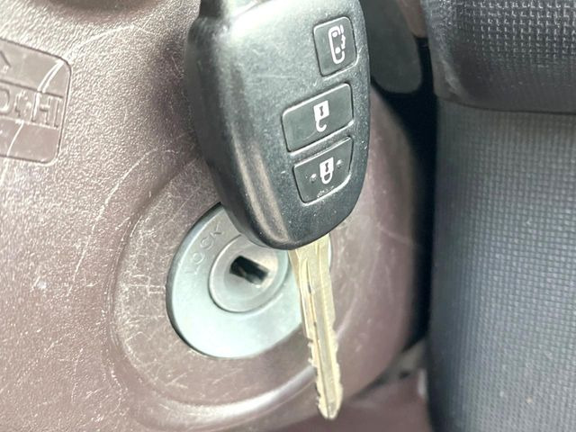 �y�L�[���X�z�������ꂽ�ꏊ����ł��{�^����Ńh�A�̊J���E�{�����ł���̂łƂ��Ă��֗�!�h�A�̌�������ɏ������邱�Ƃ�����܂����