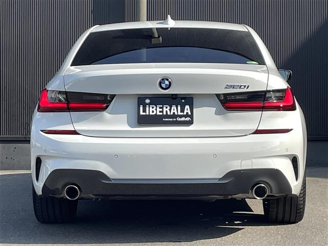 3シリーズセダン320i Mスポーツ