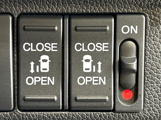 �y�����p���[�X���C�h�h�A�z�X�}�[�g�L�[��^�]�Ȃ̃X�C�b�`�Ō�ȗ����X���C�h�h�A�̊J���\���d��������͂����ăh�A���J����K�v�������A�����Ȃ��q�l�ł��ȒP�ɊJ���߂ł����K�ł���