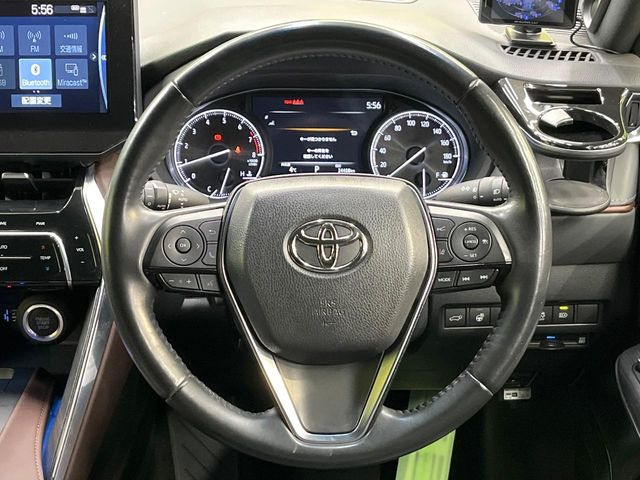 �y�����v�����X�e�A�����O�z�㎿�Ȋv���g�p���邱�ƂŁA��ɂ����������݂ƂĂ��^�]���₷���n���h���ł���