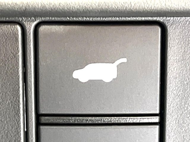 �y�p���[�o�b�N�h�A�z�X�}�[�g�L�[��^�]�Ȃ̃{�^�������������Ń��A�Q�[�g�������ŊJ���܂�!�ו��������Ă��鎞��A�����ʒu�ɂ���o�b�N�h�A��߂�ۂɕ֗��ȋ@�\�ł���