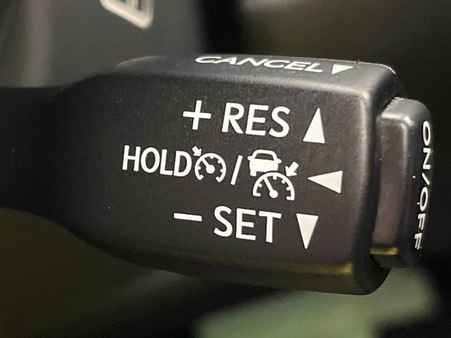 �y���[�_�[�N���[�Y�R���g���[���z�������H�ł̒��������s���y��!!�����ő��x��ۂN���[�Y�R���g���[�����A�Փˌy���V�X�e���ƘA�g���A�O���̎ԗ������m���ĎԊԂ�ۂ悤�ɑ��x���߂��Ă���܂�!!