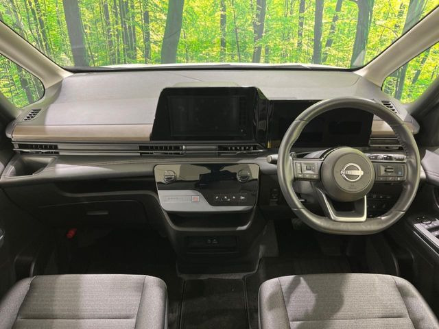 セレナ2.0 ハイウェイスターV Vセレクション