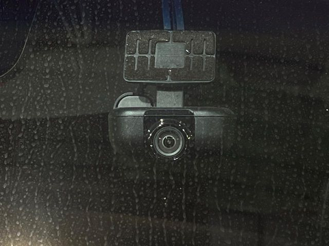 �y�h���C�u���R�[�_�[�z�h���C�u���R�[�_�[����!���s���͂������A������^�]�⎖�̂ɑ��������ہA�f���ŋL�^���A����̃��X�N�ɔ����܂��B���L�^�pSD�J�[�h�͂��q�l�����g�ł��������������K�v������܂��B