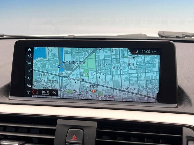 �������i�r:��̊��̂���i�r�́A����������ԓ������o���Ă���܂��B�I�[�f�B�I�@�\���[�����Ă���܂��̂ŁA�^�]�����y���߂܂���