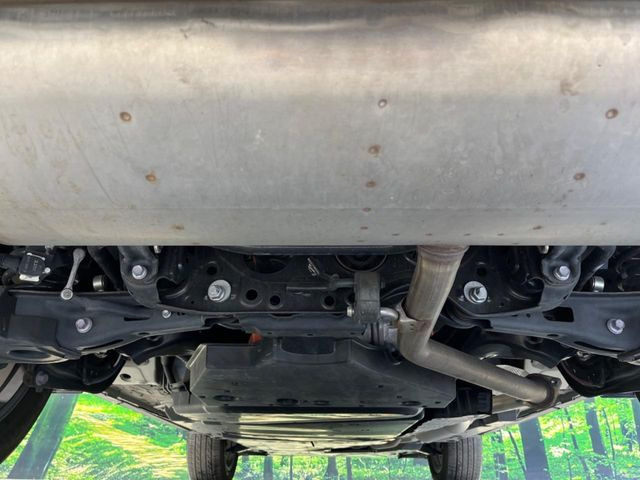 下回りがきれいなうちに、防錆加工の施工がオススメ。降雪地域はもちろん、沿岸部にお住いの方や、趣味でマリン・ウィンタースポーツをされる方にご好評いただいております。