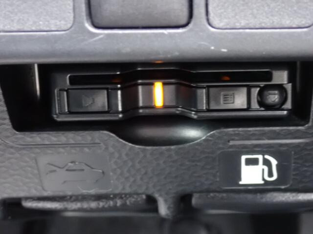 ETC���������Ă��܂��B�m���X�g�b�v�ŗ�������ʉ߂ł��܂��B���ꂵ�������ł���ˁB