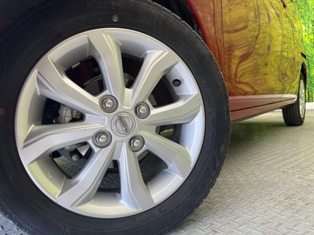 �y����14�C���`�A���~�z�C�[���z�O�ςɃ}�b�`���������A���~�z�C�[���𑕒����Ă���܂��B�e��ЊO�A���~�z�C�[����A�X�^�b�h���X�^�C�����戵�����Ă���܂��B���񂲑��k����������