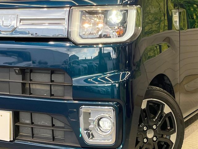 �yLED�w�b�h���C�g�z���V����ԑ��s�����ǍD�Ȏ��E���m�ۂ����S���ĉ^�]�ł��鍂�P�xLED�w�b�h���C�g�𑕔�!�_�����x�������A����d�͂��}�����Ă��܂��B