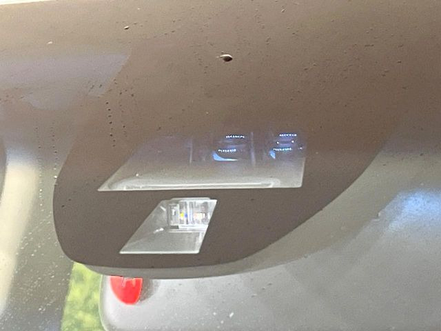 �y�V�e�B�u���[�L�A�N�e�B�u�V�X�e���z�ᑬ���s���ɑO���̎ԗ�����F�����A�Փ˂������Ȏ��͌x��ƃu���[�L�ŏՓˉ���Ɣ�Q�y�����A�V�X�g�B�����S�Ƀh���C�u�����y���݂��������܂��B