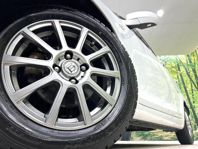 �y15�C���`�A���~�z�C�[���z�O�ςɃ}�b�`�����A���~�z�C�[���𑕒����Ă���܂��B�e��A���~�z�C�[����A�X�^�b�h���X�^�C�����戵�����Ă���܂��B���񂲑��k����������