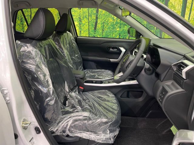 �y�n�[�t���U�[�V�[�g�z�������ƍ���S�n�𗼗������l�C�̃V�[�g���w�ʁE���ʂ̃t�@�u���b�N�f�ނ́A�ʋC���̗ǂ��⊊��ɂ����ɗD��Ă��܂��B�C���╞���ɍ��E���ꂸ���K�ɂ���肢�������܂��B