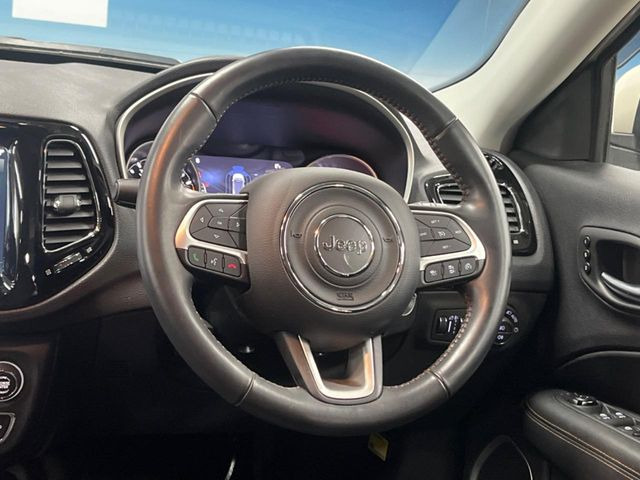 ���n���h�����̃X�������Ȃ��A���ꂢ�ȏ�Ԃ��ێ����Ă���܂��B�e�X�C�b�`���̓�����m�F�ς݂ł��B