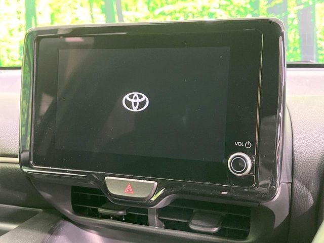 �y����8�C���` �f�B�X�v���C�I�[�f�B�I�z���ʂ̃f�B�X�v���C��AppleCarPlay��AndroidAuto�����p�\�B�傫�ȉ�ʂŃX�}�z�i�r�A�v���������p���������܂���