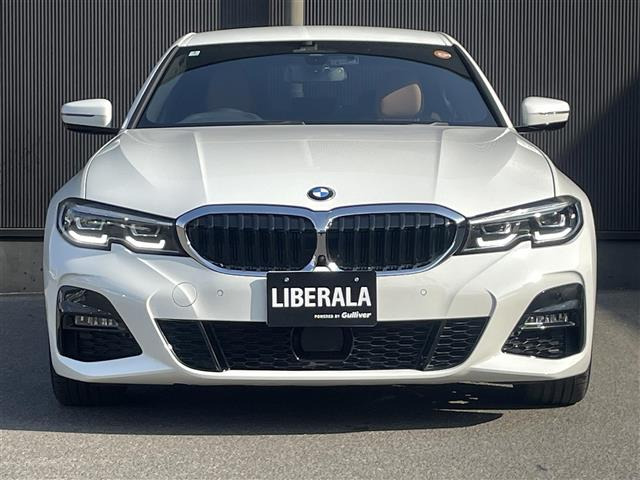 3シリーズセダン320i Mスポーツ