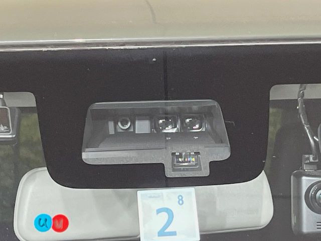 �y�X�Y�L �Z�[�t�e�B�T�|�[�g�z���s���ɑO���̎ԗ�����F�����A�Փ˂������Ȏ��͌x��ƃu���[�L�ŏՓˉ���Ɣ�Q�y�����A�V�X�g�B�����S�Ƀh���C�u�����y���݂��������܂��B