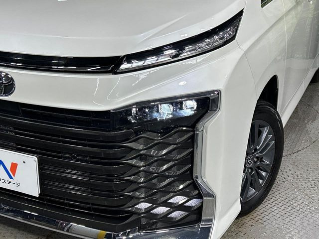 �yLED�w�b�h���C�g�z���V����ԑ��s�����ǍD�Ȏ��E���m�ۂ����S���ĉ^�]�ł��鍂�P�xLED�w�b�h���C�g�𑕔�!�_�����x�������A����d�͂��}�����Ă��܂��B